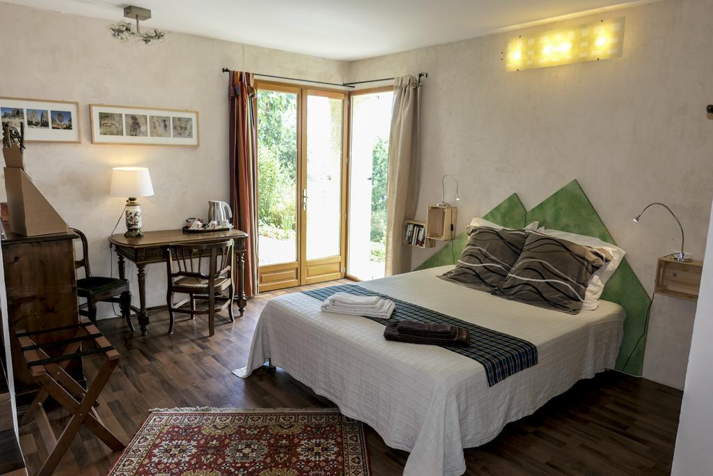 Chambre D'Hotes La Bichette Chassagny Exterior foto